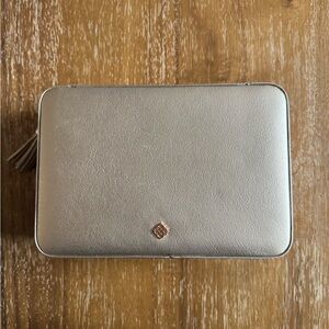 Kendra Scott Rose Gold travel jewelry case